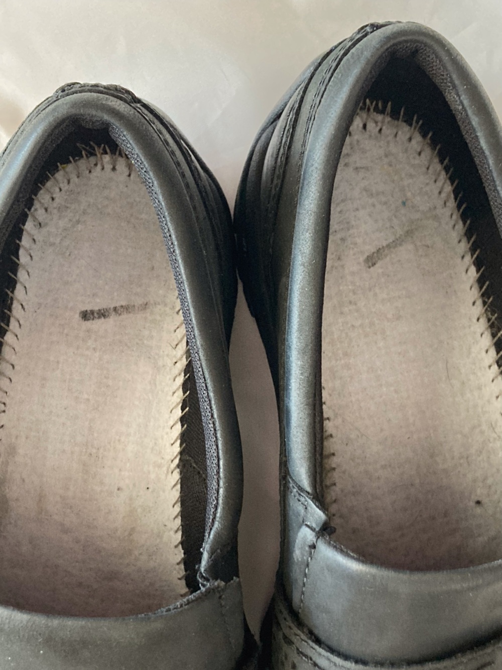 KEEN Kaci III ,Women’s Black Leather Shoes, Orthotic Ready, NO Insoles Included. - Picture 6 of 7
